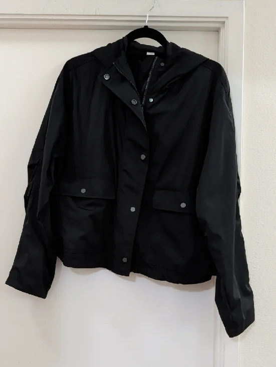 Lululemon Cropped Utility Windbreaker Jacket Black EUC - Picture 3 of 8